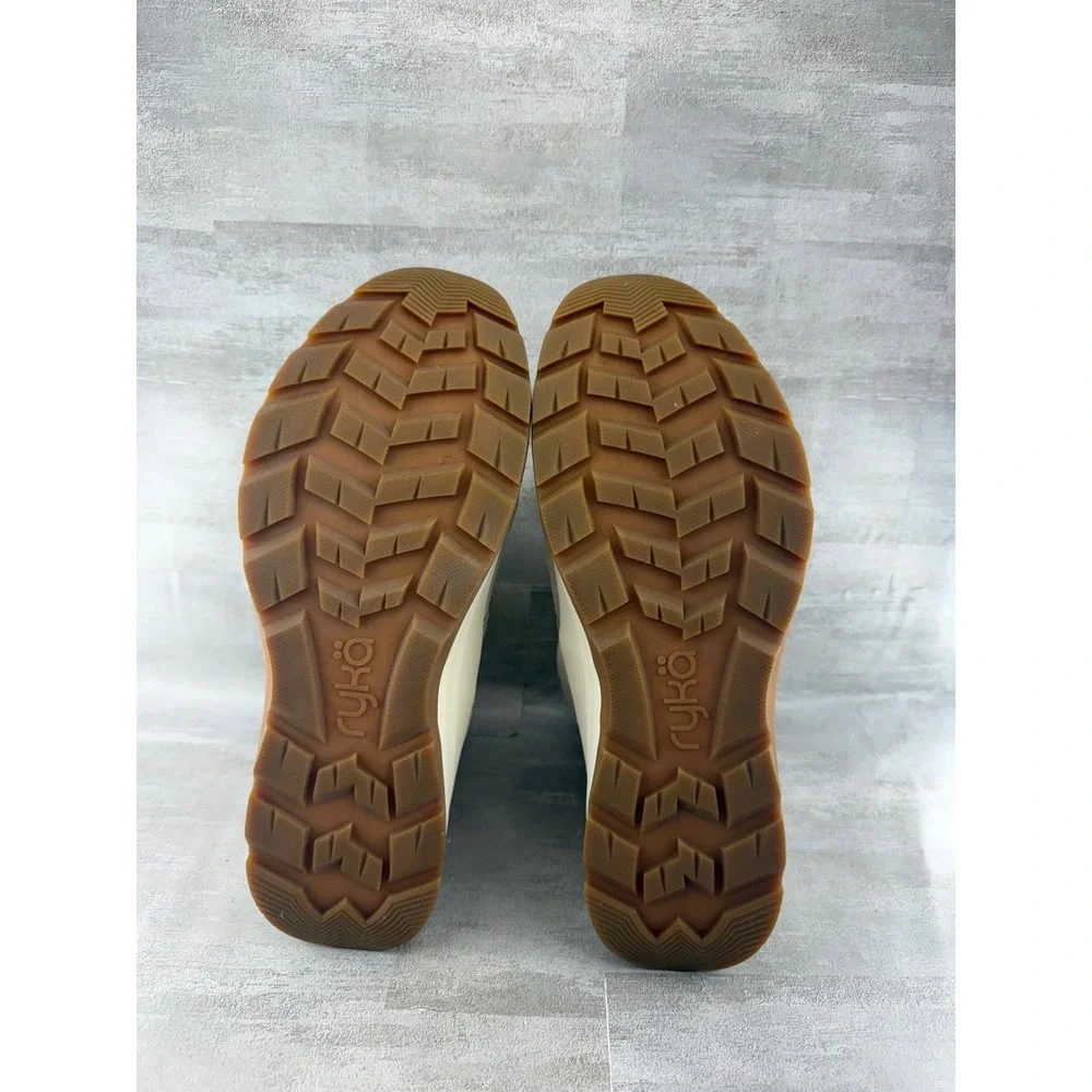 Ryka Highlight Women 8.5M Cream Quilted Water Repellent Winter Boots Tread Tech
